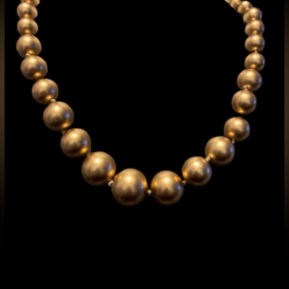 20”Carolee Single Strand Hand Knotted Matte Champagne Gold Bead Necklace